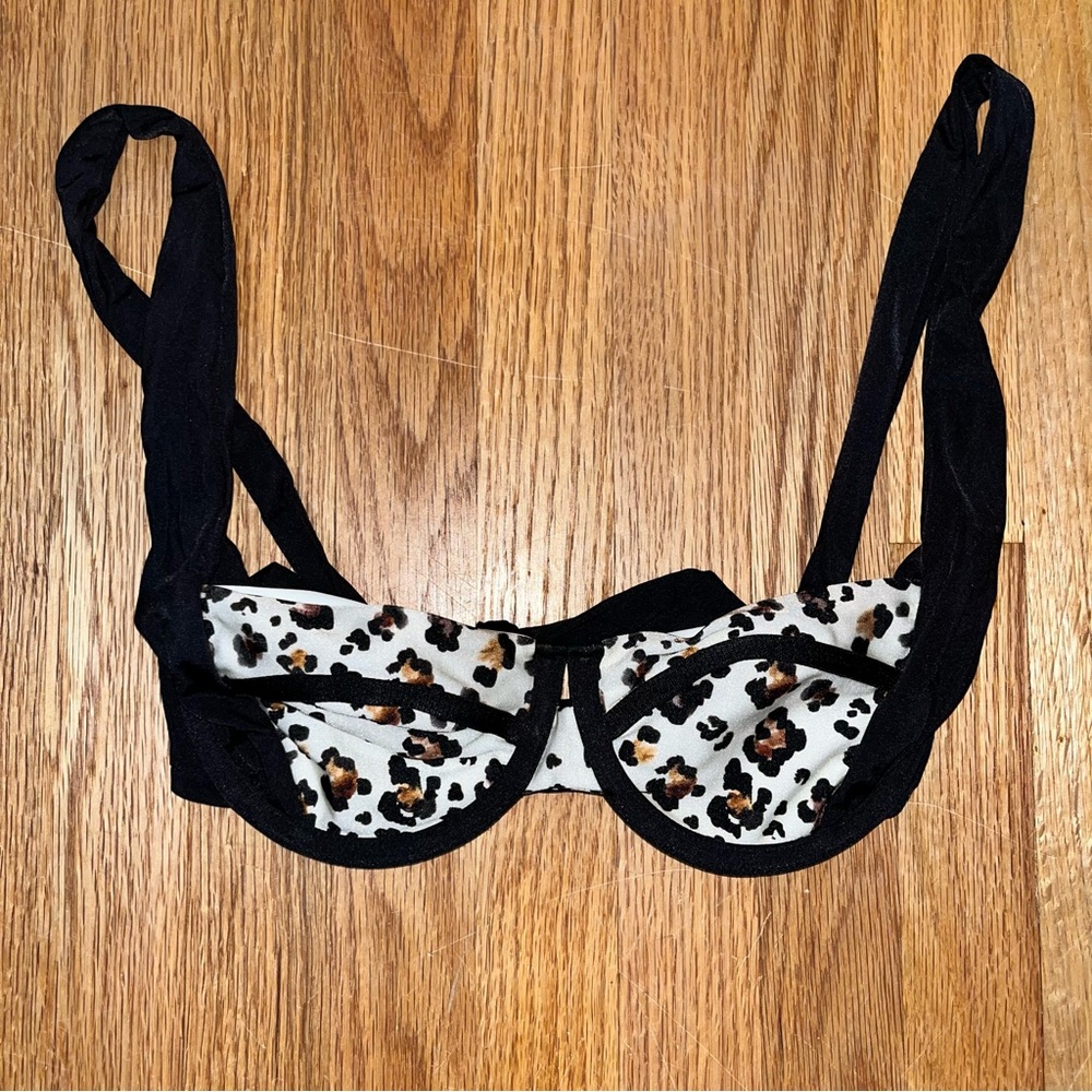 Beach bunny swim top